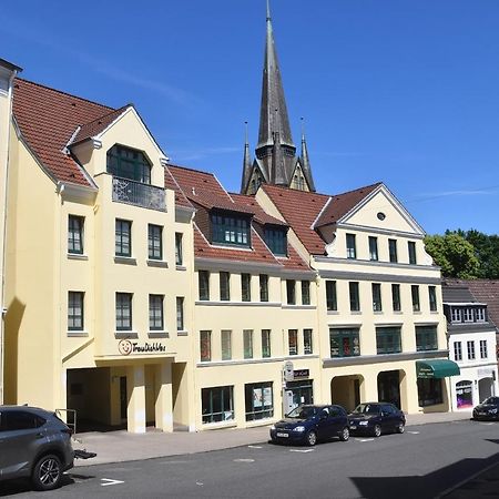 Fewo1846 - Atrium - Luxurioese Wohnung Mit 3 Schlafzimmern Und Balkon Im Stadtzentrum Flensburgo Exterior foto