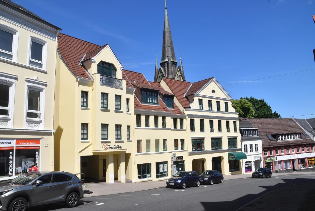 Fewo1846 - Atrium - Luxurioese Wohnung Mit 3 Schlafzimmern Und Balkon Im Stadtzentrum Flensburgo Exterior foto